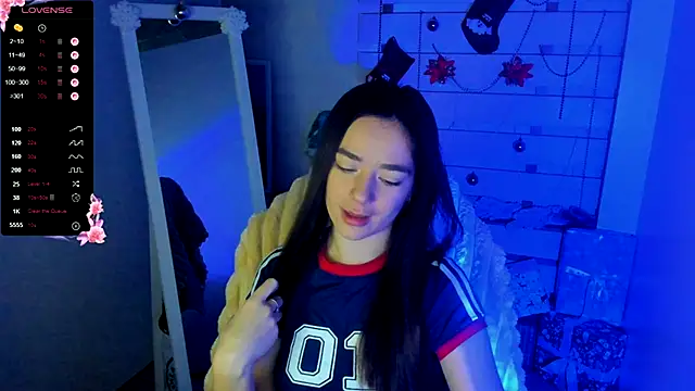 Bella XO online show from December 2025 07:18:02 AM