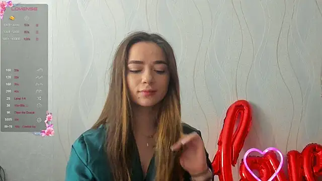 Snapshot of Bella_XO chatting on May 2026 08:53:01 AM Bella XO online show from May 2026 08:53:01 AM