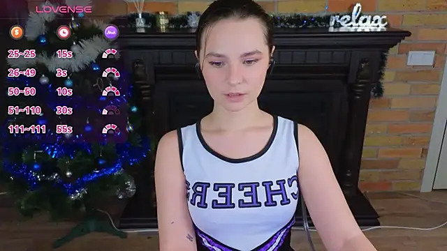 Ellie Sunset online show from January 2026 02:13:02 PM