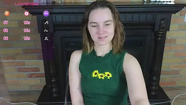 Snapshot of Ellie_Sunset chatting on June 2026 07:05:02 AM Ellie Sunset online show from June 2026 07:05:02 AM