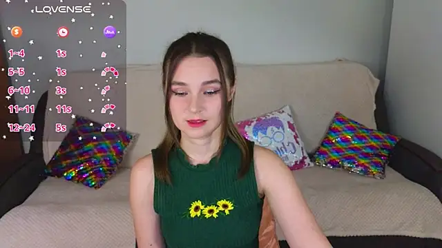 Ellie Sunset online show from December 2025 02:39:01 PM