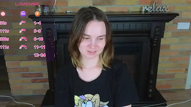 Ellie Sunset online show from May 2026 08:20:02 PM