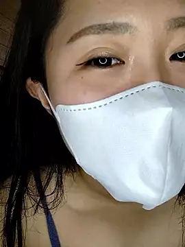 Kurage chan online show from October 2025 03:19:02 AM