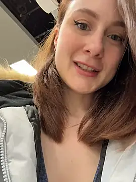 Dina Tease online show from February 2026 11:07:01 AM