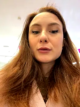 Snapshot of Dina_Tease chatting on November 2025 01:15:01 PM Dina Tease online show from November 2025 01:15:01 PM