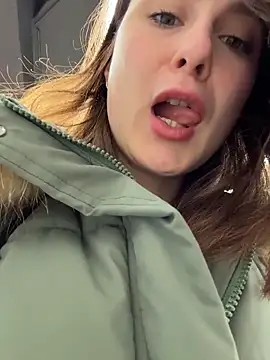 Dina Tease online show from February 2026 01:29:01 PM