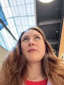 Dina Tease online show from October 2025 12:40:02 PM