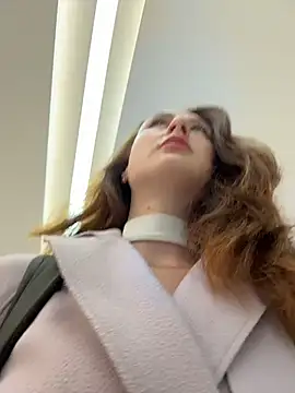 Dina Tease online show from October 2025 12:50:02 PM