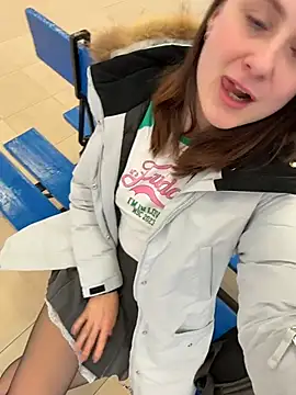 Dina Tease online show from February 2026 11:44:02 AM