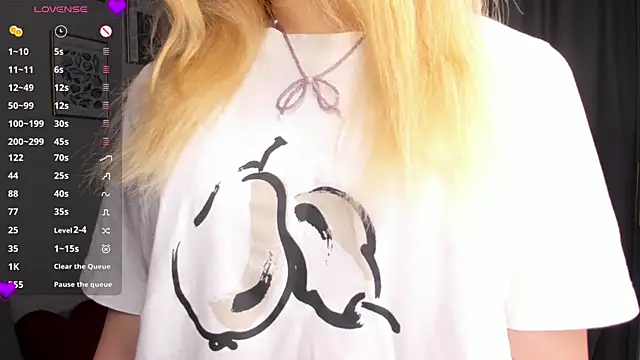 OdetteHarwick online show from November 2025 05:44:01 AM