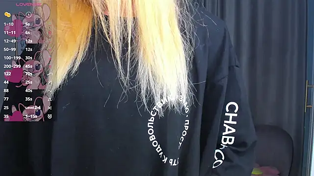 OdetteHarwick online show from November 2025 02:17:02 PM