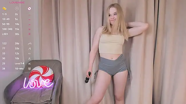 OdetteHarwick online show from March 2026 07:14:01 PM