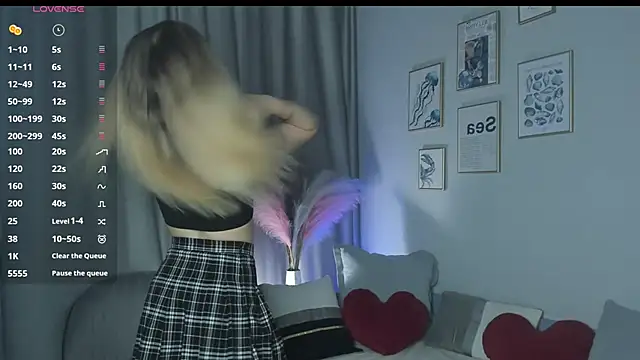 OdetteHarwick online show from November 2025 05:28:02 AM