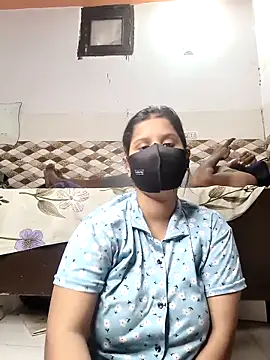 pihu32824 online show from February 2026 06:51:02 PM