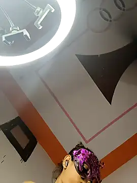 pihu32824 online show from October 2025 07:00:02 PM