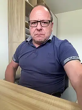 coupleLatinaLovers online show from April 2026 12:08:02 PM