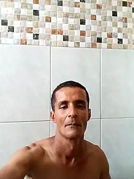 morenogato100 online show from October 2025 05:03:02 PM