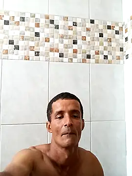 Snapshot of morenogato100 chatting on October 2025 01:56:02 PM morenogato100 online show from October 2025 01:56:02 PM