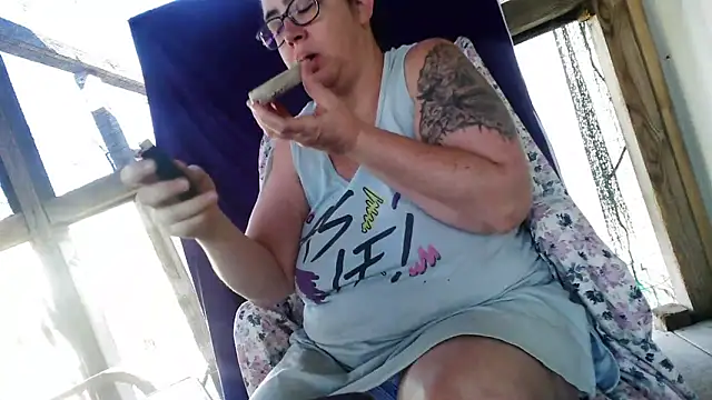 Snapshot of GraceHenderson chatting on November 2025 04:56:02 PM GraceHenderson online show from November 2025 04:56:02 PM