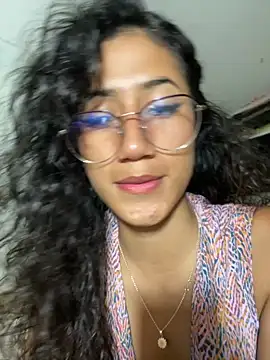 KaitlynLoveCam online show from November 2025 07:06:01 PM