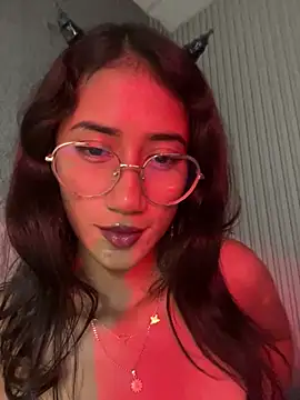 KaitlynLoveCam online show from May 2026 10:35:01 PM
