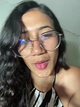 KaitlynLoveCam online show from November 2025 10:24:01 PM