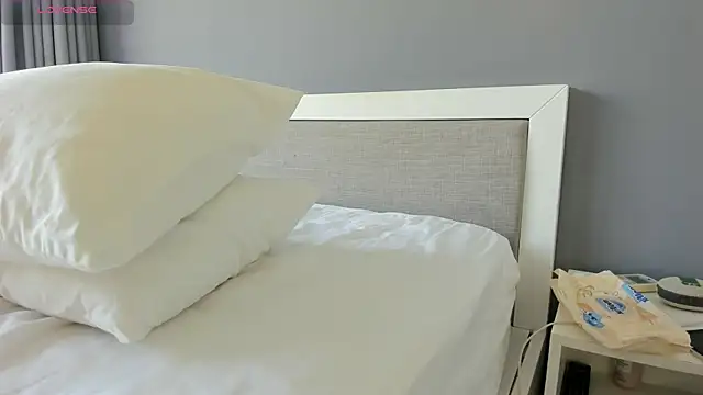 yumisunn online show from September 2025 03:16:01 AM