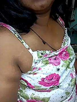 Snapshot of niketa__ chatting on February 2025 12:27:01 AM niketa online show from February 2025 12:27:01 AM