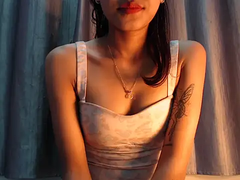 jassi-just18 online show from February 2026 05:22:01 PM