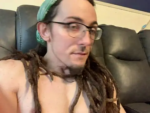 thiccplamp online show from October 2025 08:31:01 PM