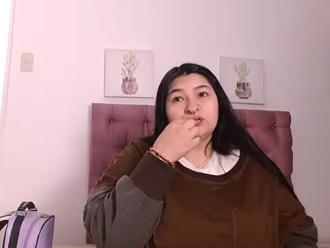  69HONRY online show from October 2025 01:12:02 PM