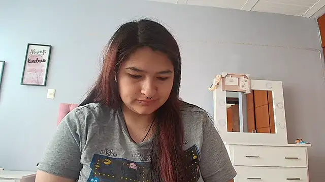  69HONRY online show from February 2025 01:30:01 PM