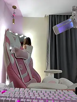 Snapshot of your_girl_next_door chatting on October 2025 01:45:01 PM your girl next door online show from October 2025 01:45:01 PM