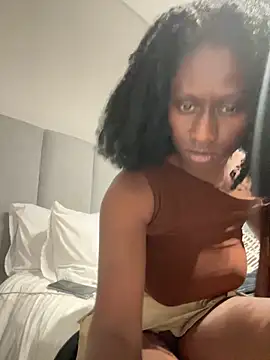 Roxiexx online show from February 2026 12:07:01 PM