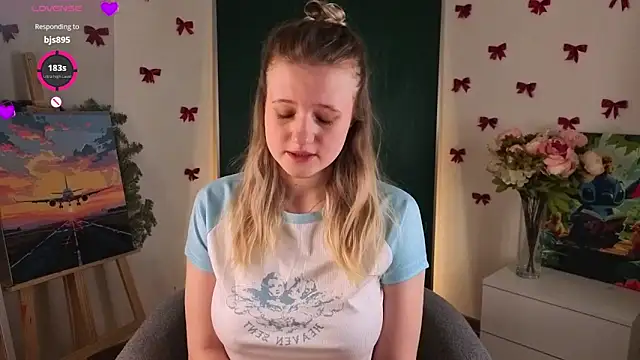 MaydaFoulk online show from February 2026 01:12:01 AM