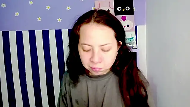PetiteIvoryQueen19 online show from April 2026 04:47:01 AM