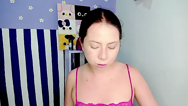 PetiteIvoryQueen19 online show from April 2026 04:08:02 AM