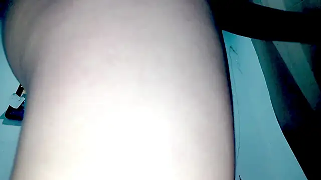 PetiteIvoryQueen19 online show from November 2025 03:21:02 AM