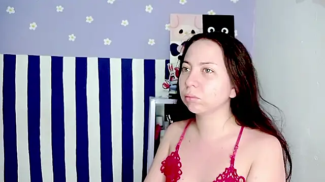 PetiteIvoryQueen19 online show from April 2026 05:47:01 AM