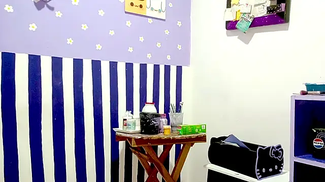 PetiteIvoryQueen19 online show from May 2026 04:12:02 AM