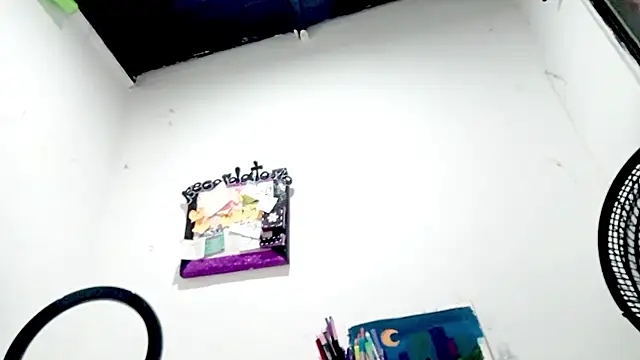 PetiteIvoryQueen19 online show from December 2025 04:02:02 AM