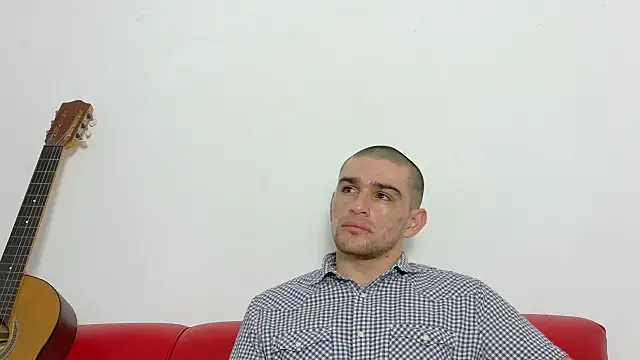 Sexy Alejandro  online show from October 2025 12:30:02 PM