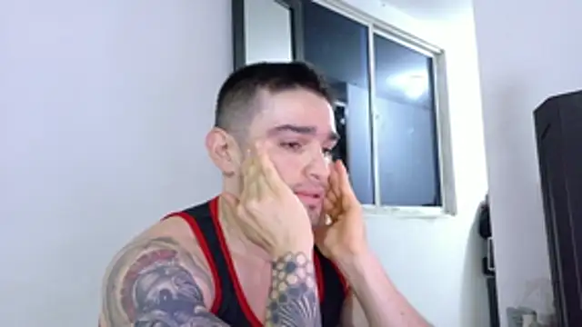 Sexy Alejandro  online show from December 2025 02:56:02 AM