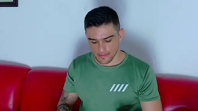 Sexy Alejandro  online show from February 2026 05:22:01 PM