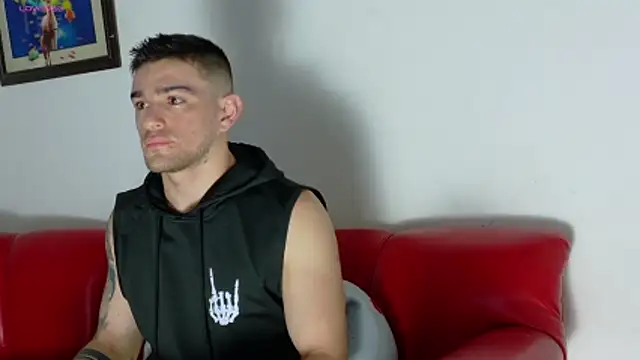 Sexy Alejandro  online show from June 2026 01:22:02 PM