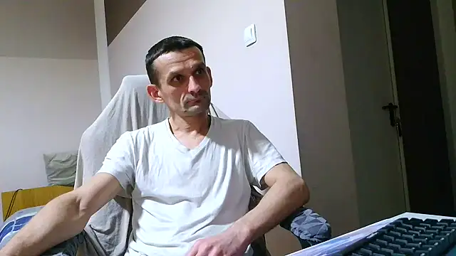 Snapshot of harddick1985big chatting on October 2025 02:38:01 PM harddick1985big online show from October 2025 02:38:01 PM