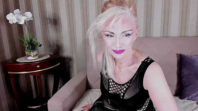 Rita Farel online show from February 2026 02:53:01 AM