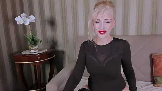 Rita Farel online show from March 2026 09:31:02 PM