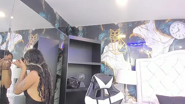 rave connor online show from December 2025 07:18:01 PM