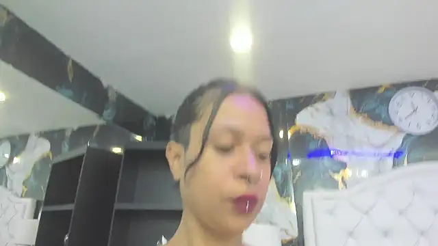 rave connor online show from November 2025 06:08:01 PM